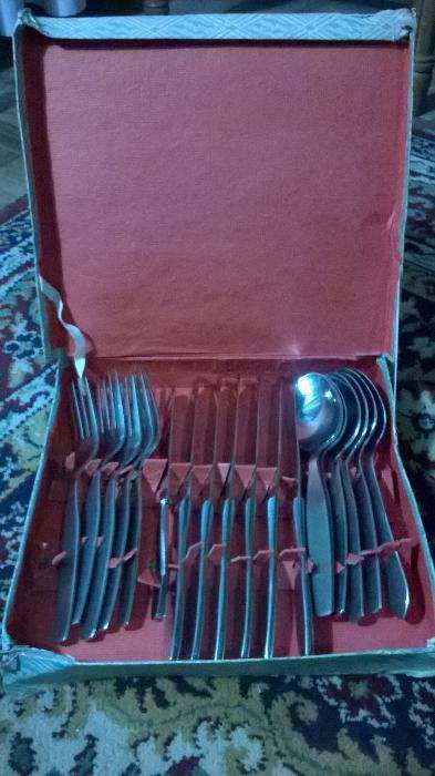 Faqueiro anos 60 nunca usado!!!