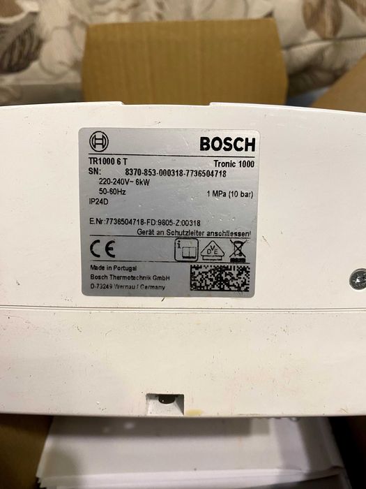 Електричний проточний водонагрівач Bosch TR 1000 6T