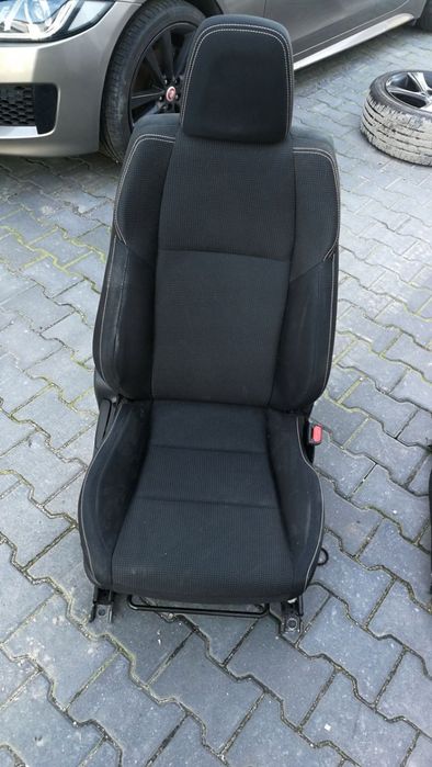Fotel prawy przód pasażera Toyota RAV-4 IV lift 15-19