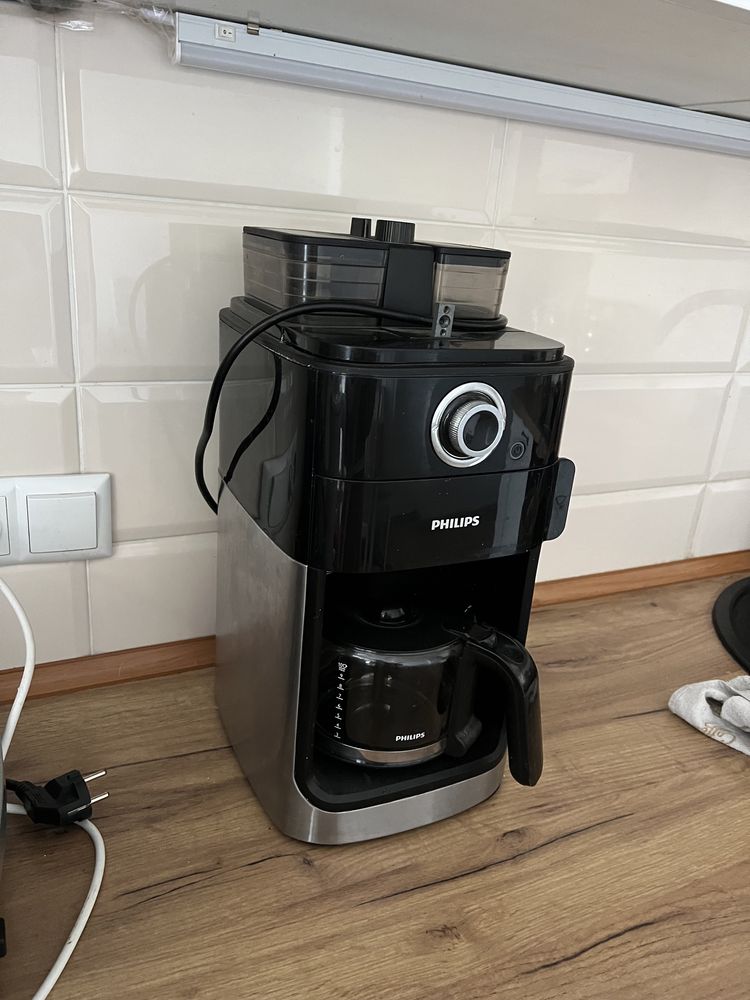 Кавова машинка PHILIPS