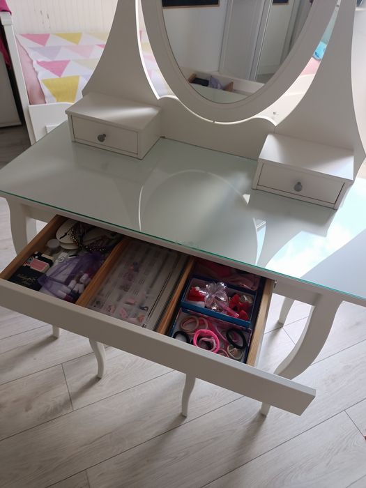 Toaletka IKEA Hemnes