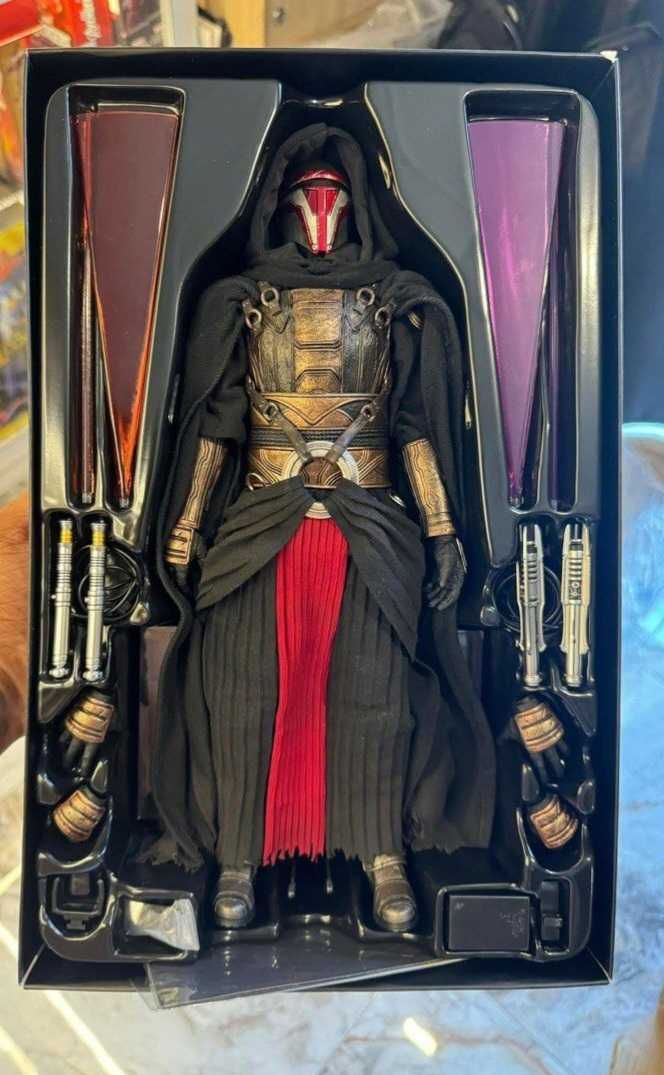 Figura Hot Toys Star Wars Darth Revan ( LEGENDS)