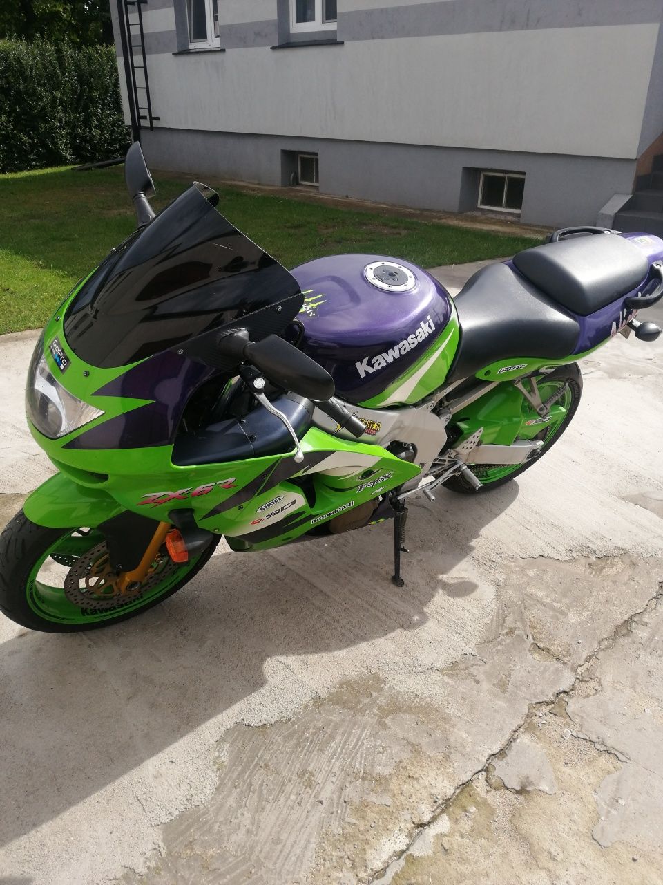 Kawasaki ZX6R 1999