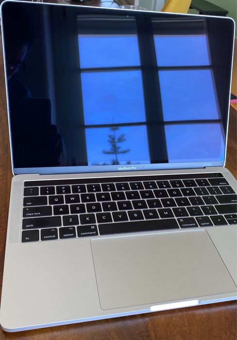 MacBook Pro 13.3 2021 modelo 2017, bateria com apenas 335 ciclos