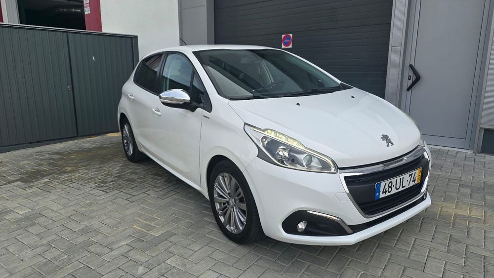 Peugeot 208 1.6 BlueHDi Style