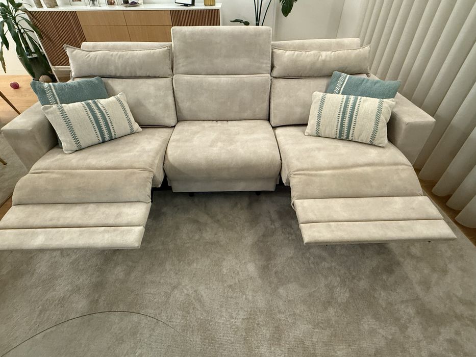 Sofá 3 Lugares com relax electrico 2 lados