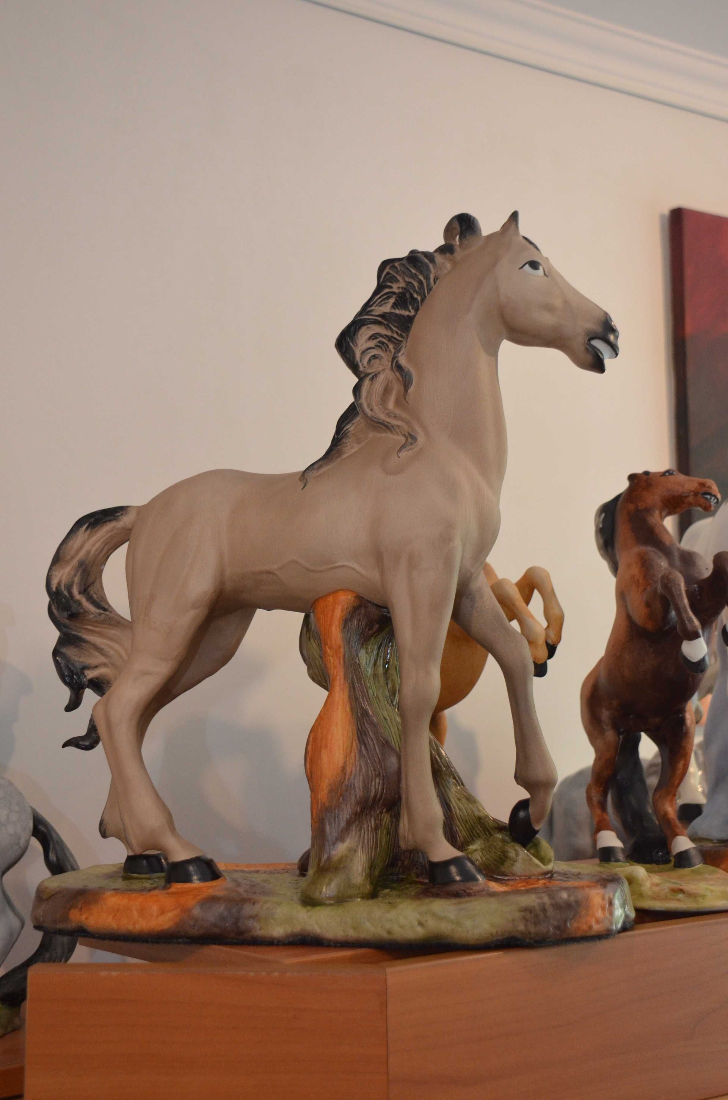 Koń figurka porcelanowa Nofi Alba Iulia