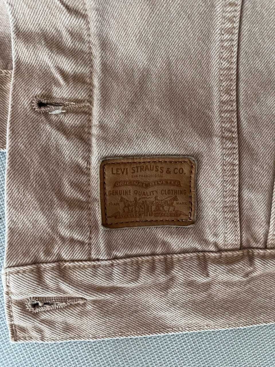 Levis чоловіча джинсова куртка XXL