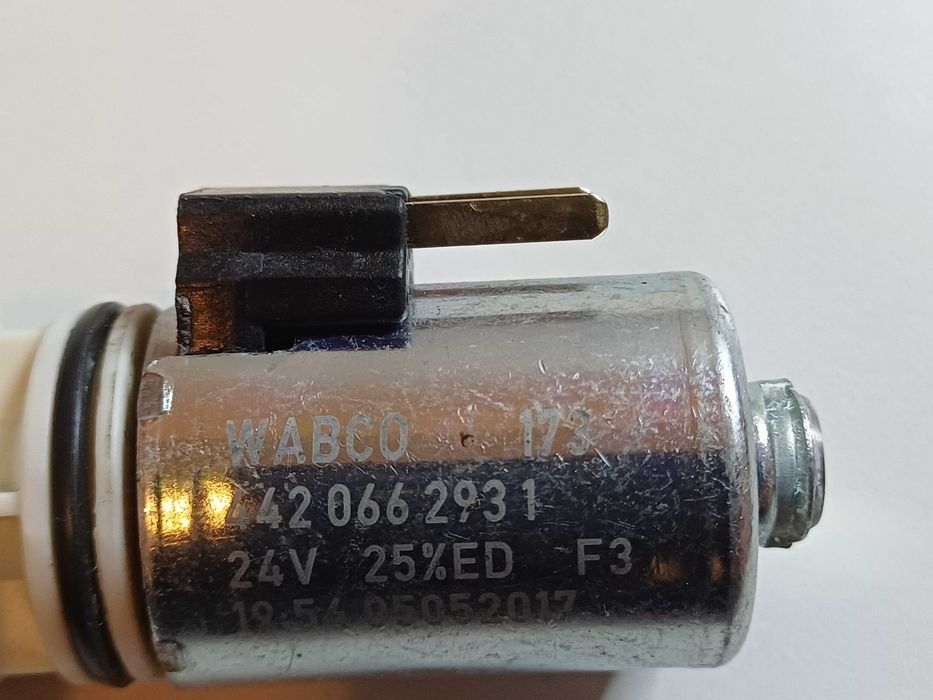 Elektrozawór pneumatyczny WABCO ORYGINALNY NOWY- 442.066.293 - H.U.R.T