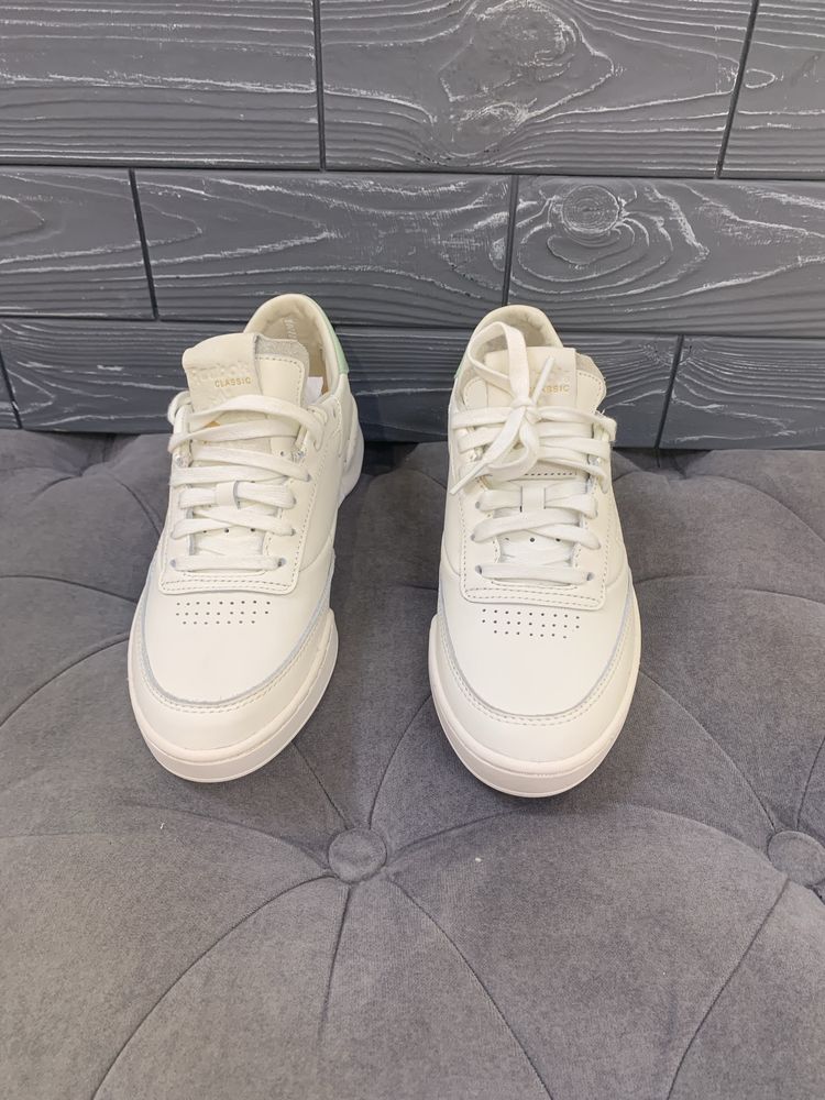 Кеды Reebok оригинал р.36,37