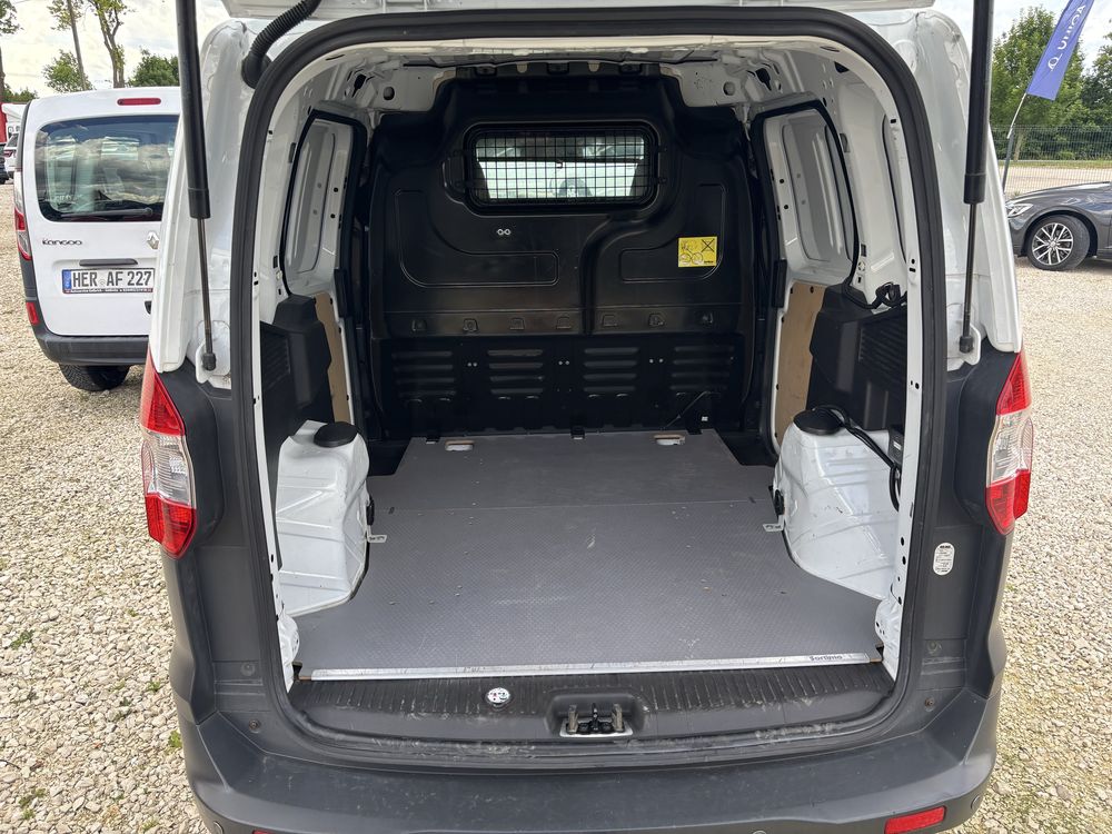 Ford Courier 1.5 TDCi 2019 – Ekonomiczny, Niezawodny, Gotowy do Pracy!