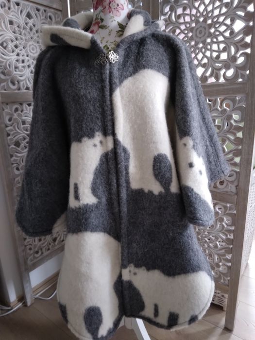 Unikalne wełniane poncho norweskie