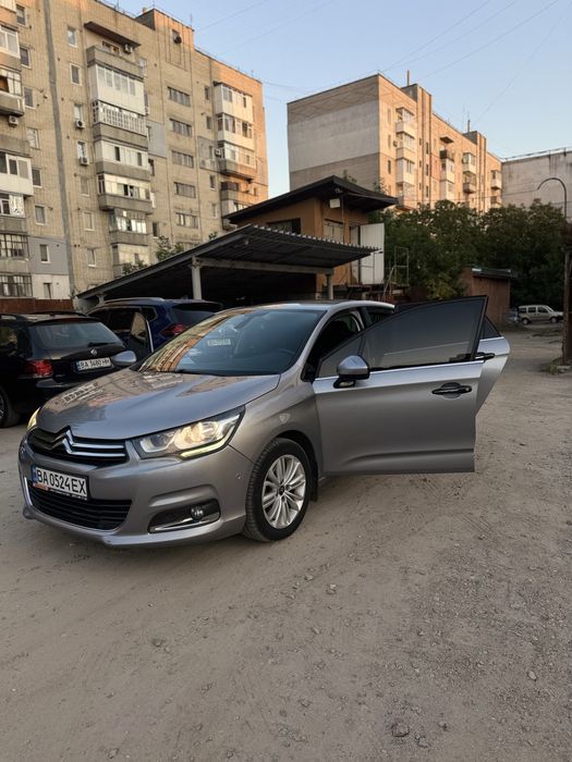 Автомобіль Citroen c4 2017 хетчбек/євро 6 автомат