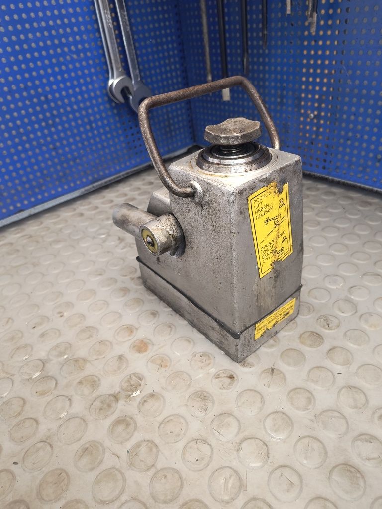 Skamet podnośnik szyby elektryczny 5t hydrauliczny żaba