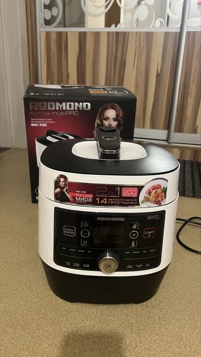 Мультиварка-скороварка Redmond RMC-P350