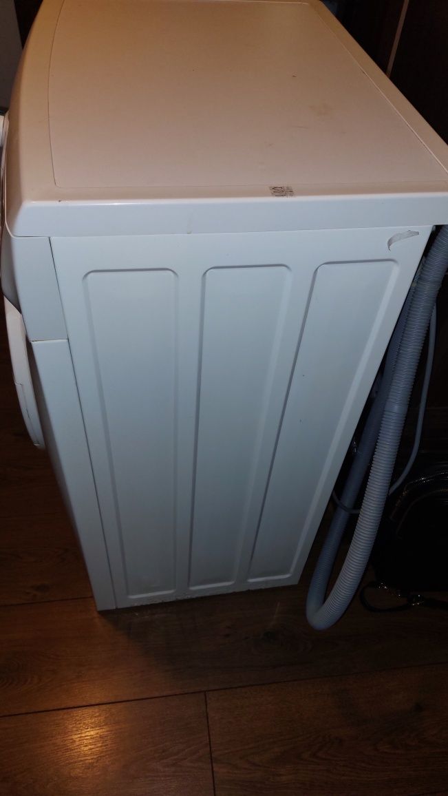 Pralka elektrolux 126540W