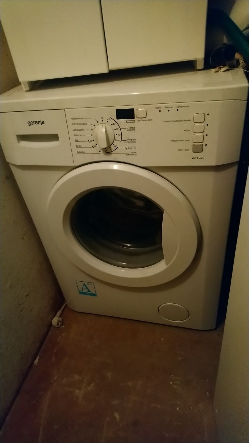 Pralka automatyczna.