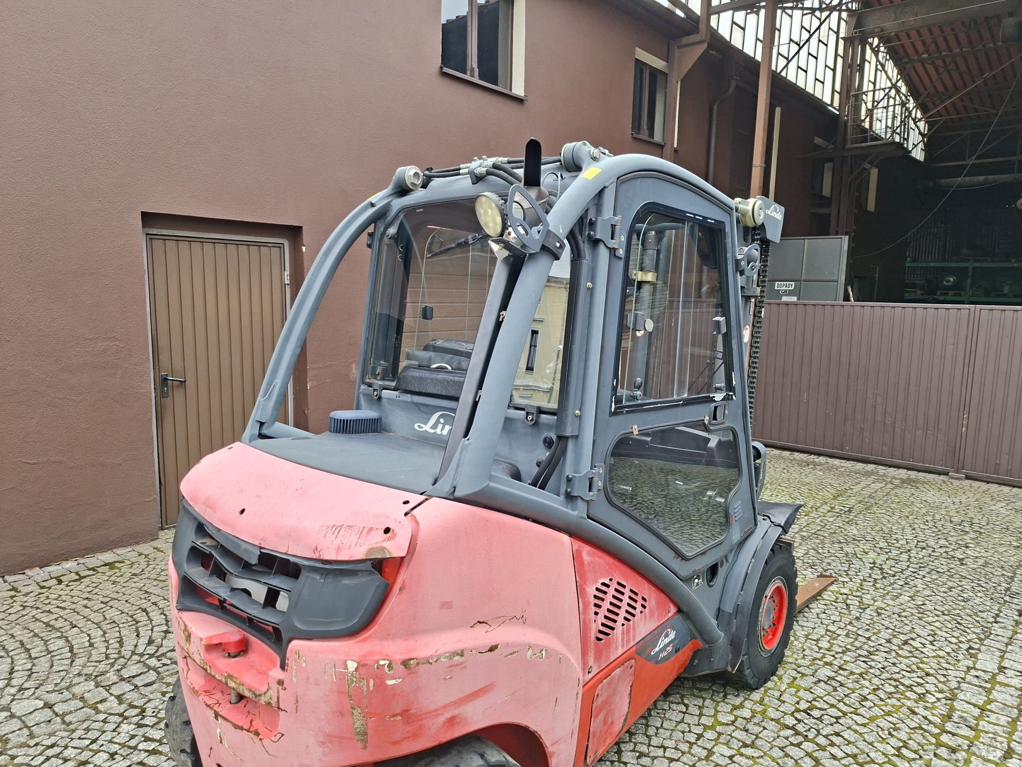 Wózek widłowy Linde H 25 Diesel