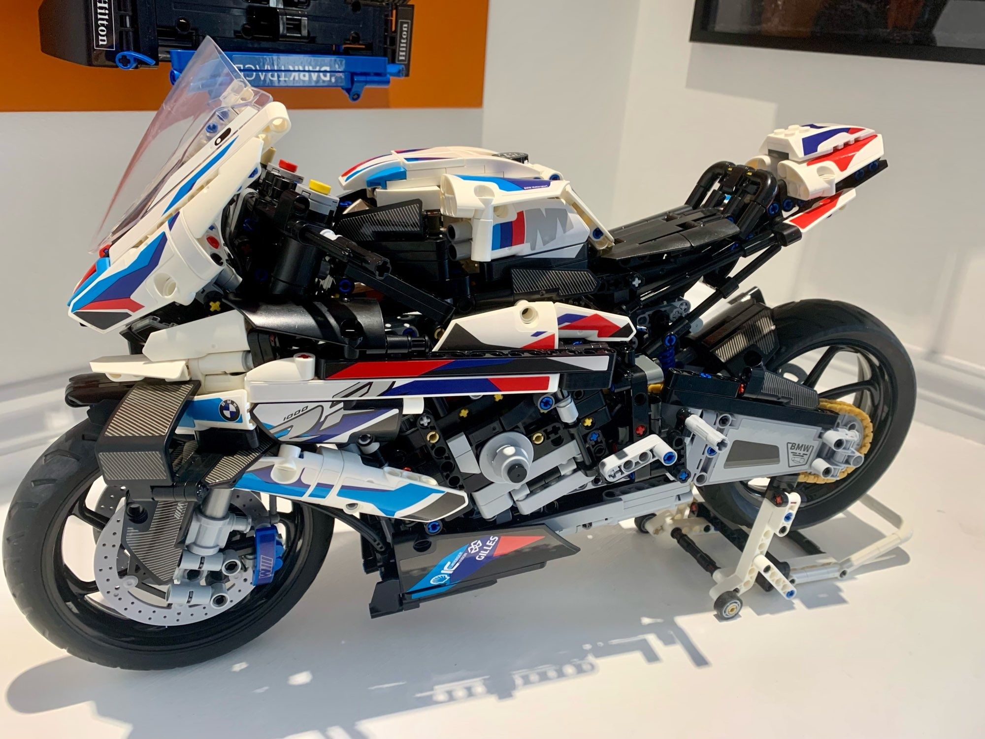 Klocki model 42130 BMW M 1000 RR prezent zabawka