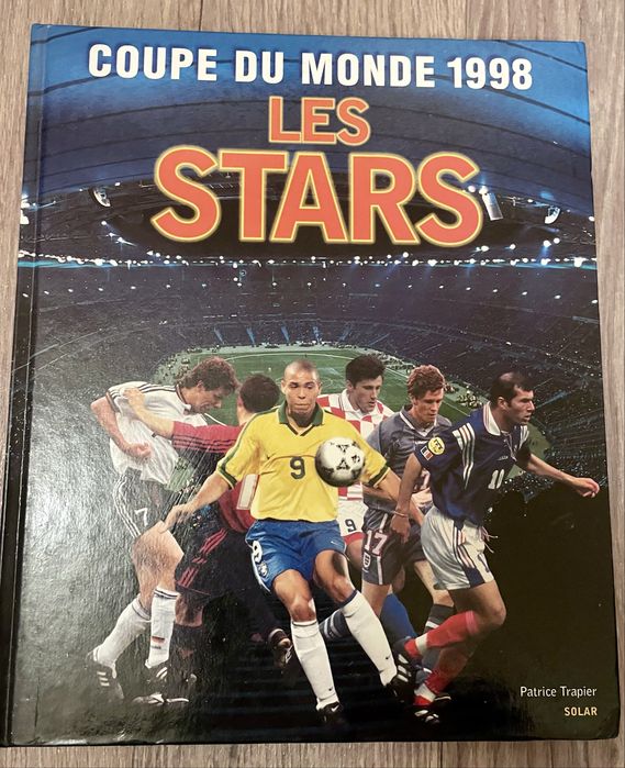 Книга про футбол /Чемпионат мира 1998 звезды