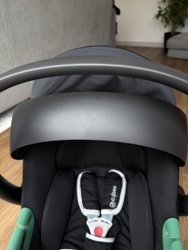 Автокрісло  cybex aton b2 i-size
