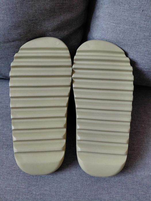 adidas Yeezy Slide Resin