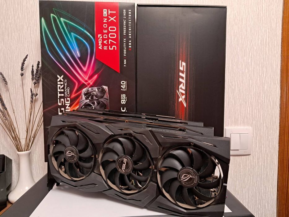 КАКНОВАЯ Видеокарта ASUS DUAL  RX 5700  8Gb  полн.компл. и ОБМЕН