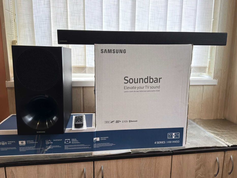 Сайундбар Samsung HW-M450 с саббуфером