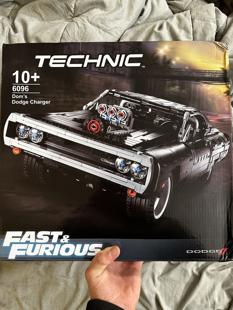 Конструктор Dodge Charger Fast & Furious Technic Lego 1:1 42111 6069
