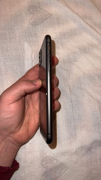 Продам Айфон 11 128 гб Акб 100%