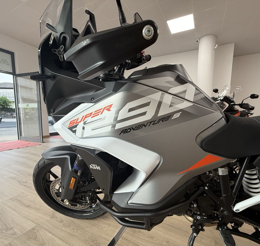 KTM 1290 Super Adventure de 2025