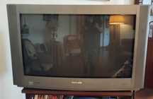 TV CRT Philips 32" Dolby System