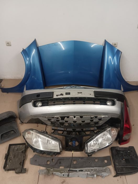 Бампер передній  Renault Megan 2