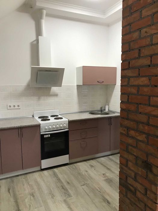 Квартира в коттедже ,ст.метро "Демеевская"