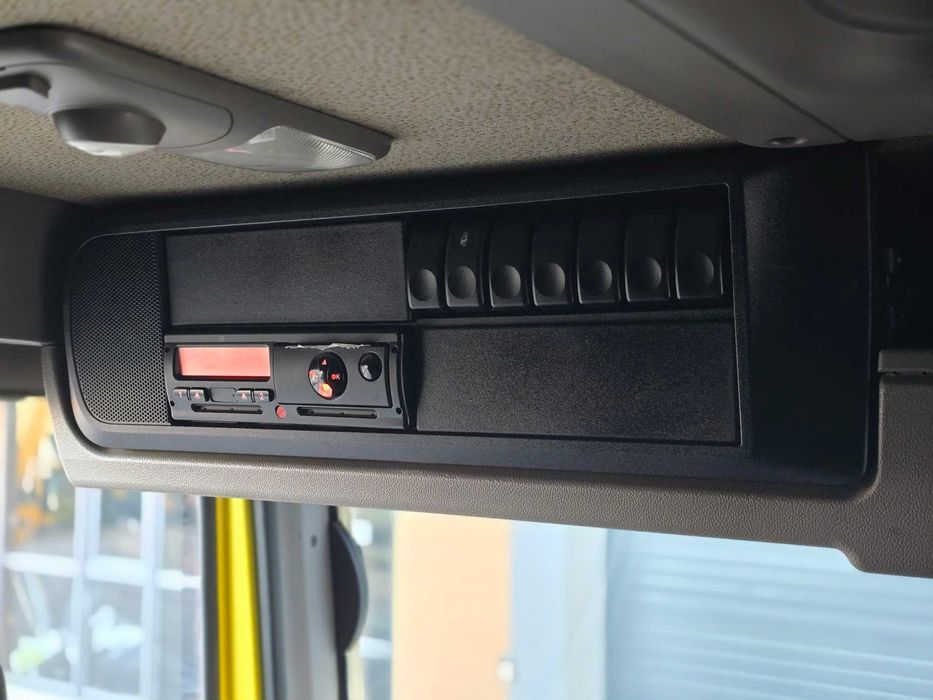 DAF FT CF85.410 | тягач | кран-маніпулятора