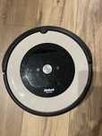Robot sprzatajacy iRobot Roomba e5