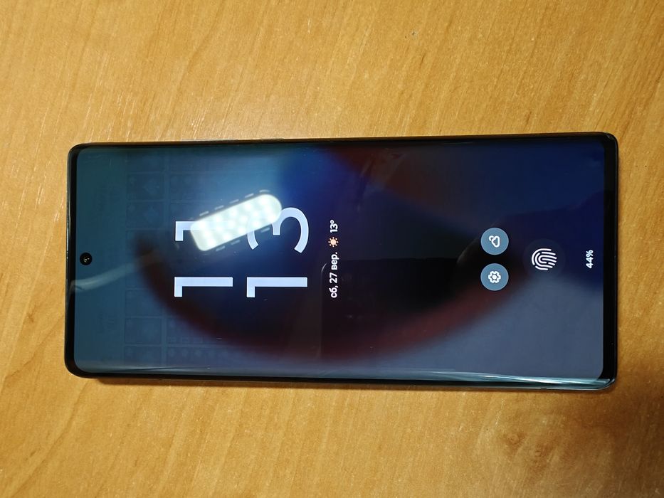Motorola Edge 30 Ultra, 12/256 Гб, 2 сім-карти