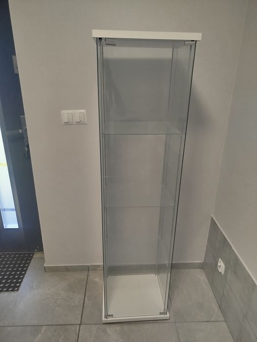 Sprzedam regał szklany