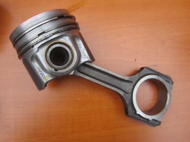 Шатун RENAULT Master Opel Movano 2.3 DCI Рено Мастер Поршень