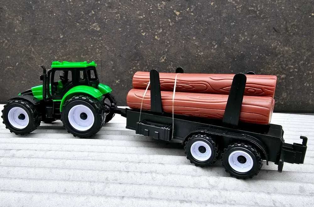 Zabawka traktor + przyczepa z drewnem nowy zestaw zielony