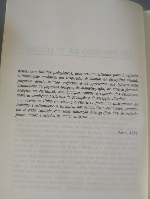 Livro de História  da Literatura Portuguesa