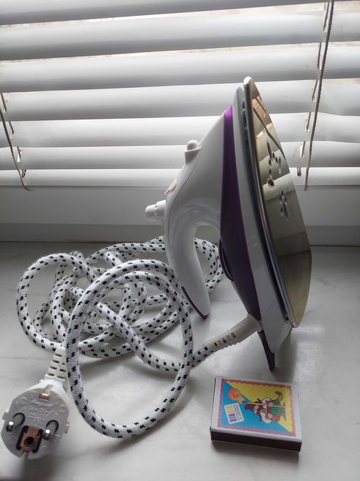 Дорожний компактний утюг Scarlett SC 335S 800W