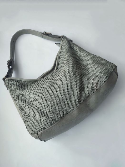 Шкіряна плетена сумка в стилі хобо , з вареної шкіри Vera Pelle