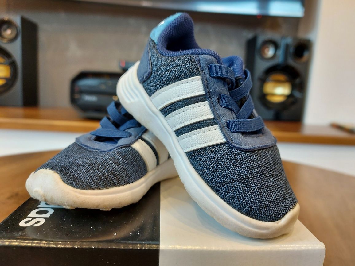 Buty, buciki Adidas Lite Racer INF sportowe r. 19