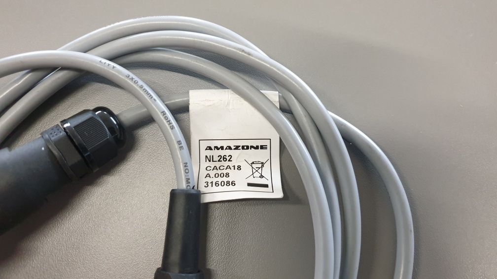 Kabel przewód sygnałowy prędkości Amazone ZA-M ZA-V UF UX NL262 (1139)