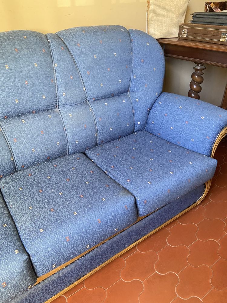 Sofa azul 3 lugares