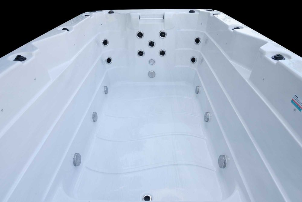 Basen spa z przeciwprądami + wanna z hydromasażem MADAGASKAR