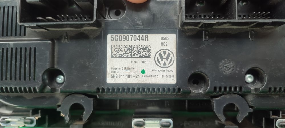 Блок управління кліматом Гольф 7 Пасат Б8 управління пічкою перемикач