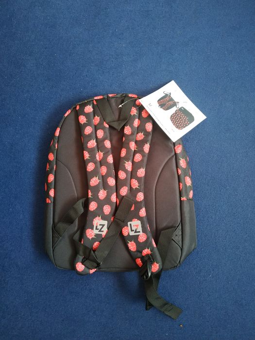 Plecak z przegrodą na laptopa Loozz Maliny Raspberries nowy