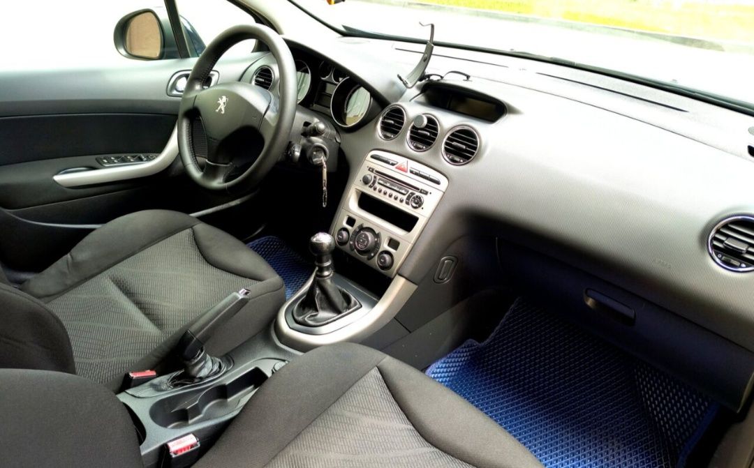 Продам PEUGEOT 308 SW